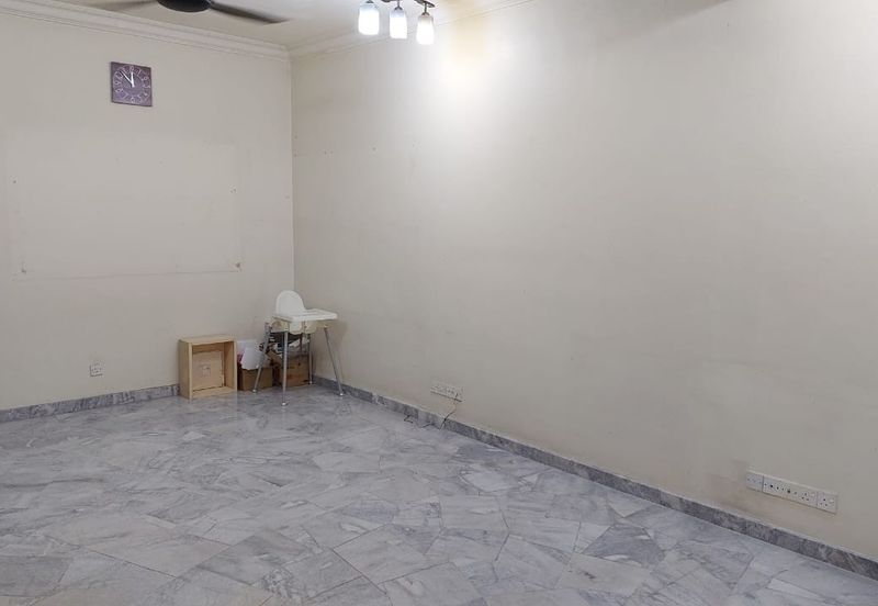 2 Storey Terrace for SALE at Jalan PJU 1A/4B, Taman Kelana Idaman, Ara Damansara