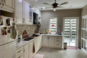 KGSAAS Golf Club, Seksyen 13