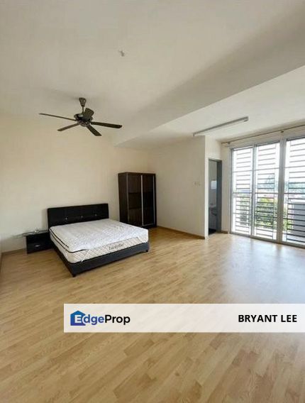 Parit Buntar Taman Kerian Permai 2.5 Storey Fully Reno Partially Furnished For Sale, Perak, Kerian