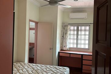 Jalan Mutiara Emas 3/20