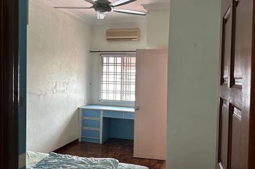 Jalan Mutiara Emas 3/20