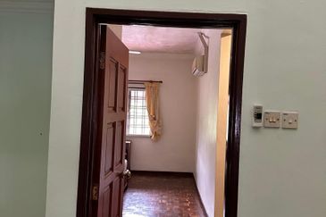 Jalan Mutiara Emas 3/20