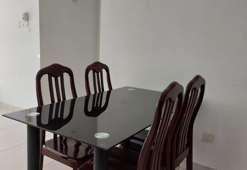 Golden Sands Seaview Residence