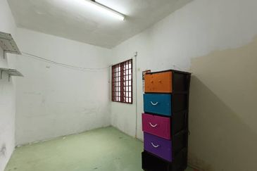 Flat Tasek 64, Bandar Baru Seri Alam