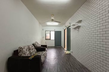 Flat Tasek 64, Bandar Baru Seri Alam