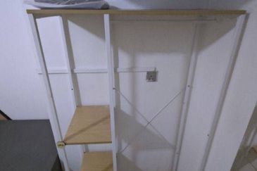 SKS Habitat Apartment, Larkin