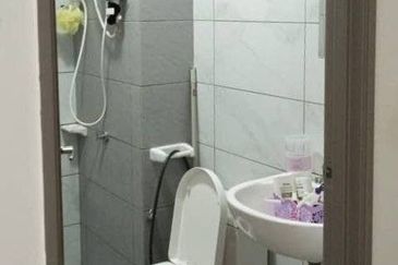 SKS Habitat Apartment, Larkin