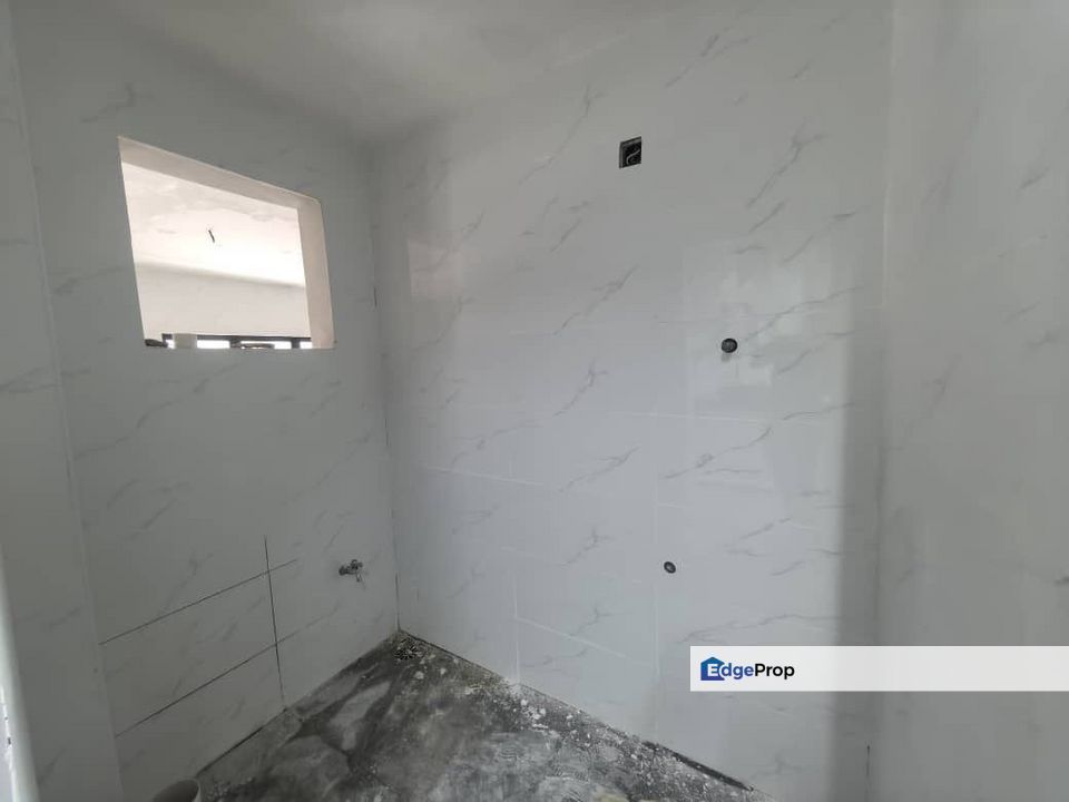 Double Storey Beauty | 4 Bedrooms | Fully Renovated | Freehold/Taman Gaya/Desa Cemerlang/Bandar Seri Alam/Tebrau/Johor Jaya/Tiram, Johor, Ulu Tiram