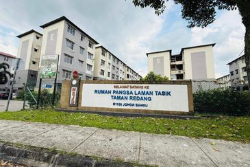 Rumah Pangsa Laman Tasik