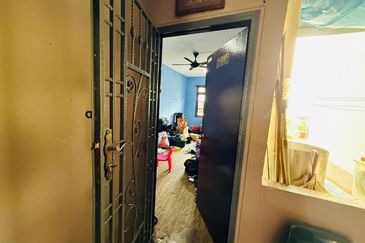 Rumah Pangsa Laman Tasik