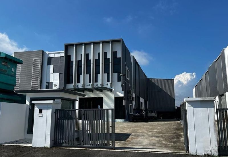 Eco Curve @ Eco Business Park 1