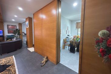 Jalan Austin Heights 2/4