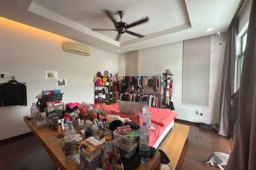 Jalan Austin Heights 2/4