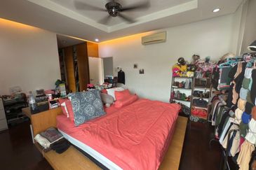 Jalan Austin Heights 2/4