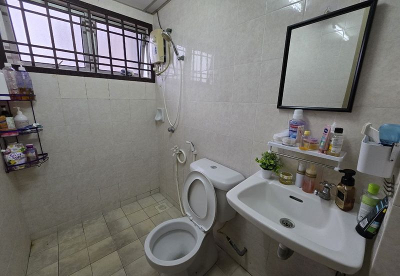 Prima Regency (Kensington Court)