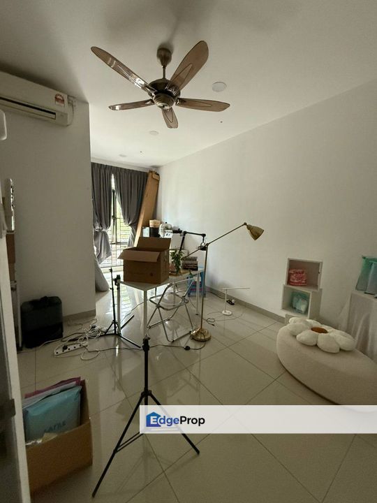 Taman D'Serambi/Perling/Taman Nusa Bestari/Bukit Indah/JB/Superlink Double Storey House/RM900K – Facing South & Gated Guarded, Johor, Johor Bahru