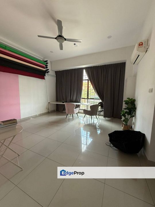 Taman D'Serambi/Perling/Taman Nusa Bestari/Bukit Indah/JB/Superlink Double Storey House/RM900K – Facing South & Gated Guarded, Johor, Johor Bahru