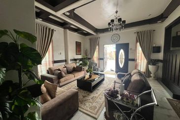 Jalan Bukit Kempas 1/8