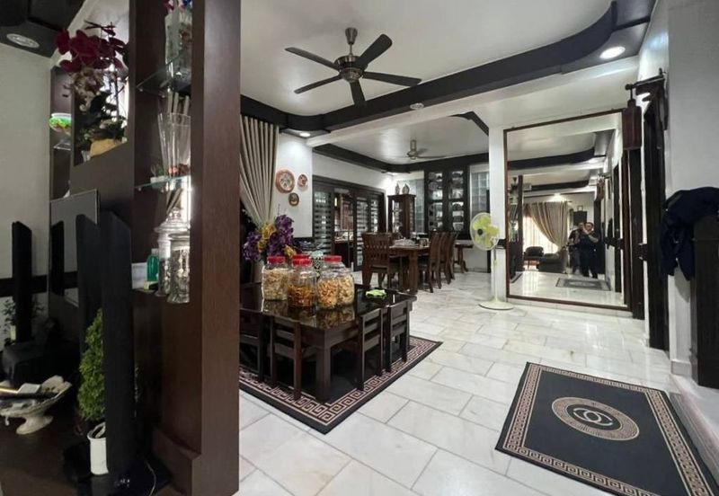 Jalan Bukit Kempas 1/8