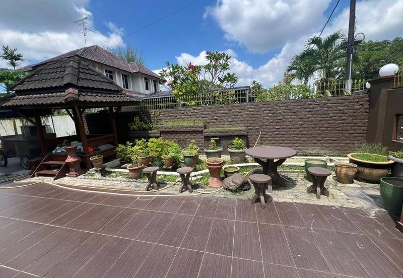 Jalan Bukit Kempas 1/8