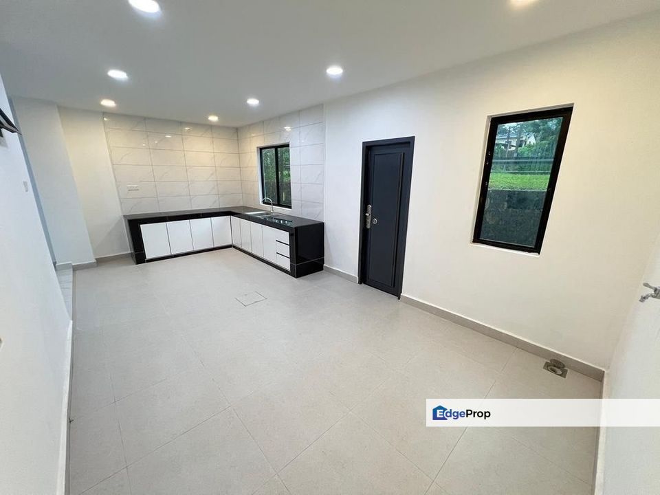 Taman Air Biru/Pasir Gudang/Masai/Kota Putri/Bandar Seri Alam/Double Storey/Endlot Fully Renovated/RM408K – 5 Bilik, Siap Masuk Jer, Johor, Pasir Gudang