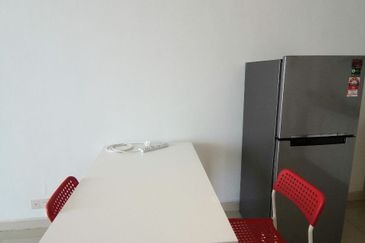 Dedaun Hijau (Greenfield Regency)