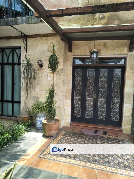 Taman Kolam Air/Taman Nong Chick/Skudai/Bukit Kesenangan/Johor Bahru/Bungalow & Semi-D/2 Units/RM3.5M – Freehold, Swimming Pool & City Location, Johor, Johor Bahru