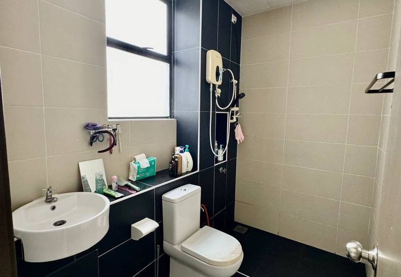 Seri Austin Luxury Apartment