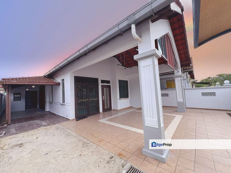 Bukit Impian / Jalan Bukit Impian 23 / Skudai / Taman Impian Emas / Johor Bahru / Large 1.5 Storey Terrace / RM848K – Semi-D Feel/ End Lot, Johor, Skudai
