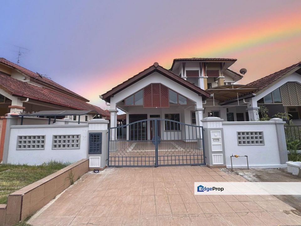 Bukit Impian / Jalan Bukit Impian 23 / Skudai / Taman Impian Emas / Johor Bahru / Large 1.5 Storey Terrace / RM848K – Semi-D Feel/ End Lot, Johor, Skudai