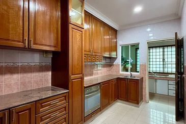 Mutiara Emas @ Taman Mount Austin