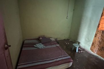 Flat Taman Ungku Tun Aminah