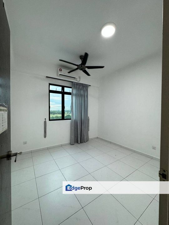 Mount Austin / Tebrau / Taman Molek / Johor Bahru / Service Apartment / Sky Oasis Residence / RM450K – Tenanted + Below Market Value, Johor, Johor Bahru