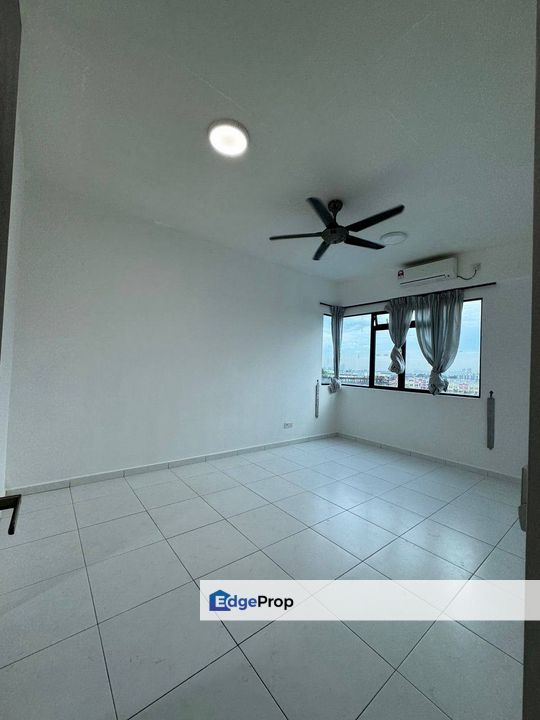 Mount Austin / Tebrau / Taman Molek / Johor Bahru / Service Apartment / Sky Oasis Residence / RM450K – Tenanted + Below Market Value, Johor, Johor Bahru