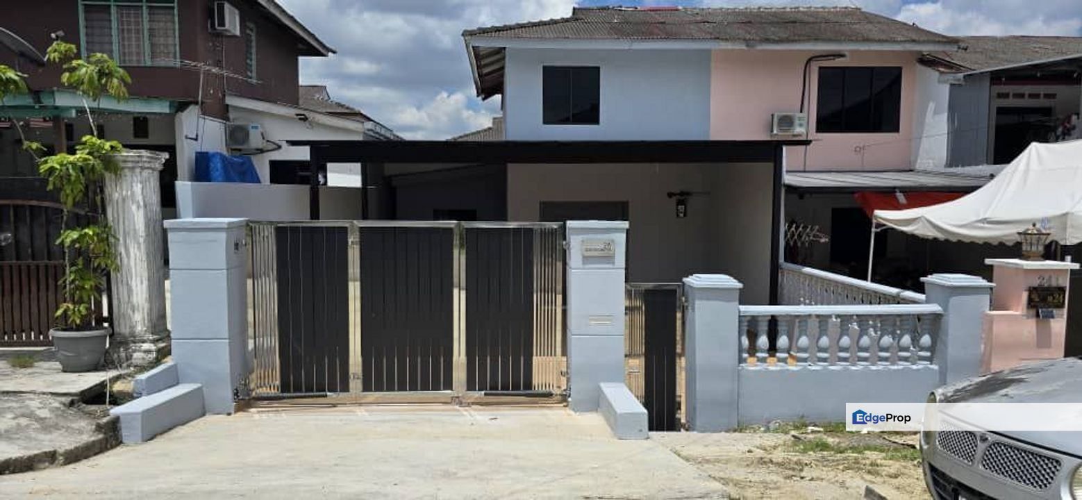 Taman Anggerik / Kempas Lama / Johor Bahru / Double Storey Low Cost End Lot / RM480k – With Extra Land!, Johor, Johor Bahru