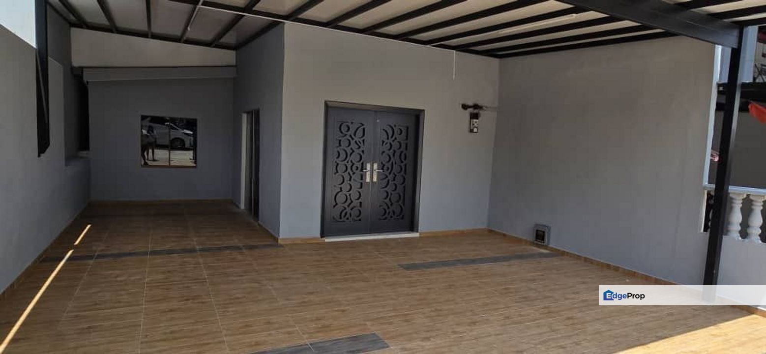 Taman Anggerik / Kempas Lama / Johor Bahru / Double Storey Low Cost End Lot / RM480k – With Extra Land!, Johor, Johor Bahru