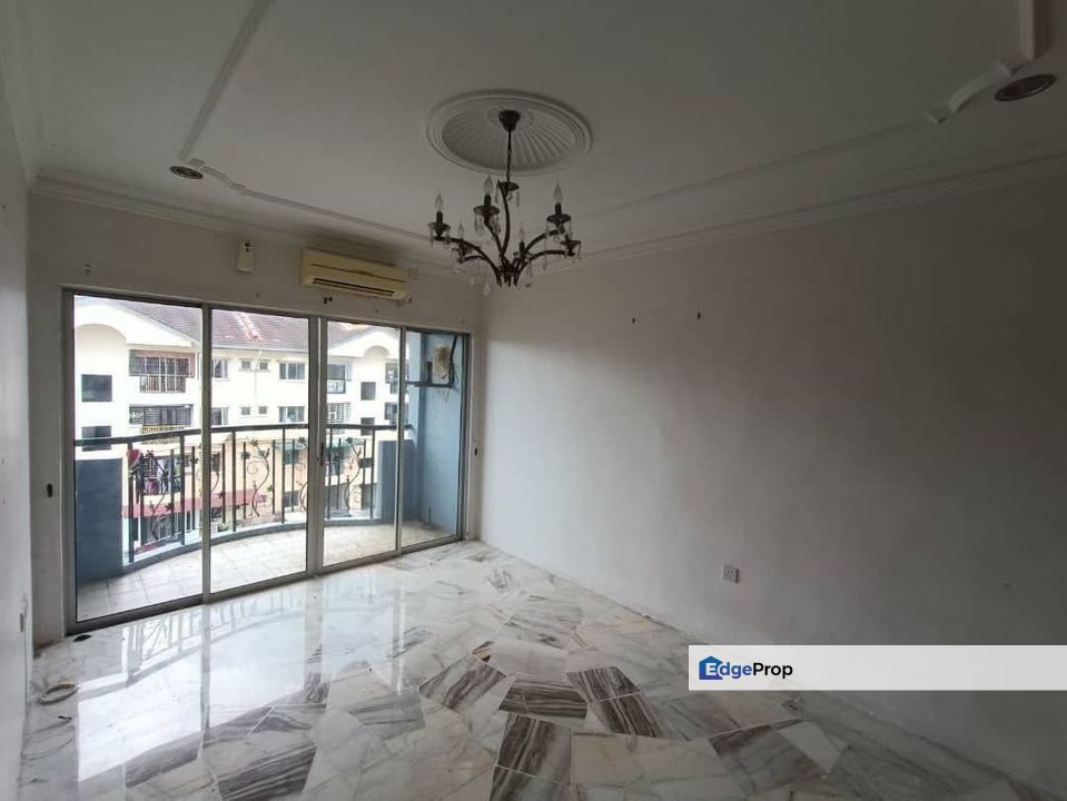Taman Desa Kempas / Bukit Kempas / Kempas Baru / Johor Bahru / Apartment / RM250k – Top Floor, 1143sqft!, Johor, Johor Bahru