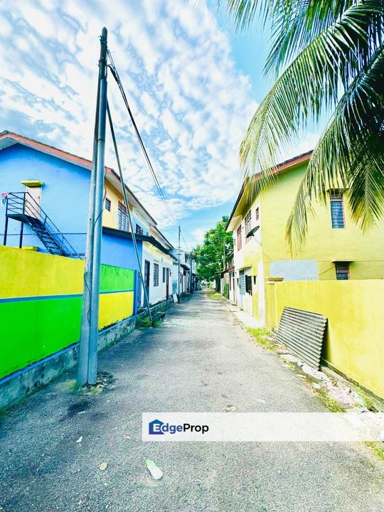 Taman Puteri Wangsa / Desa Tebrau / Desa Cemerlang / Johor Bahru / Double Storey Low-Cost Medium / RM348K – Freehold + Murah , Johor, Ulu Tiram