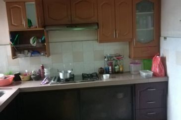 Sri Impian Apartment, Larkin Perdana