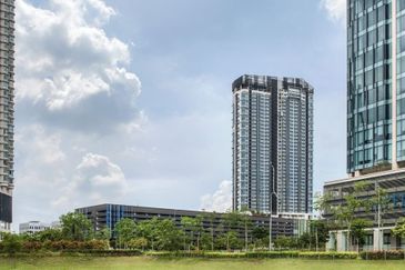 Almas Suites @ Puteri Harbour