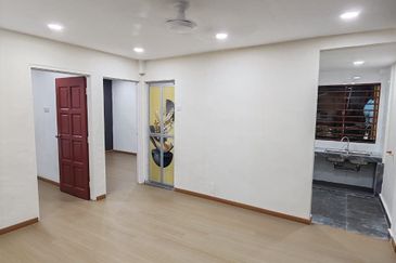 Flat Bandar Selesa Jaya