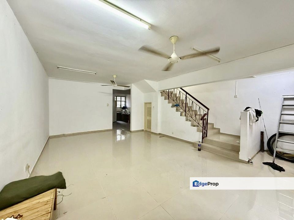 Taman Sri Pulai Perdana, Kangkar Pulai / Skudai / Double Storey Terrace / RM520K – Freehold + Tenanted , Johor, Skudai