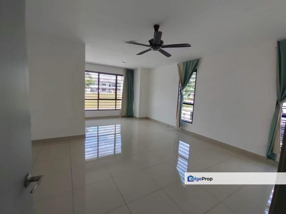 Bandar Indahpura Kulai / Johor / Double Storey Terrace Endlot / RM868K – Extra 8ft Land + Near JPO!, Johor, Kulai