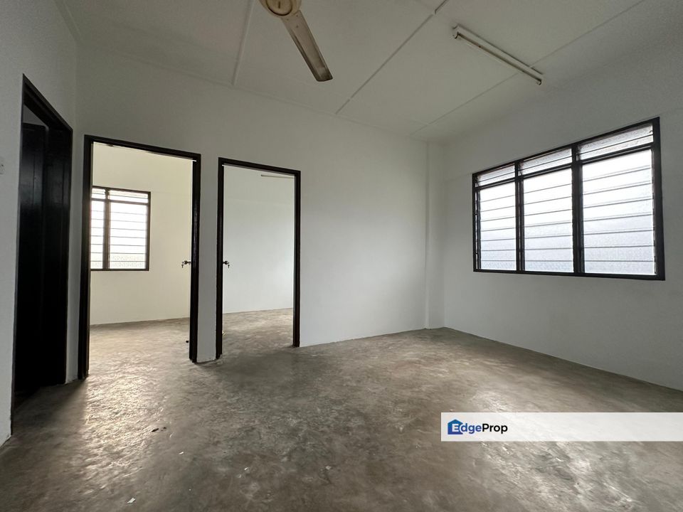 Taman Molek / Johor Bahru / Flat / RM140K – Murah & Tenanted , Johor, Johor Bahru