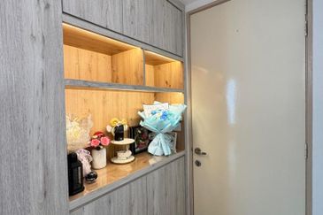 Dedaun Hijau (Greenfield Regency)