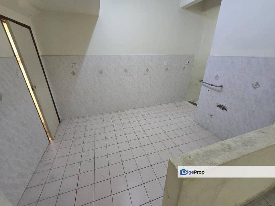 Vista Seri Alam / Bandar Baru Seri Alam / Masai / Johor Bahru / Townhouse / RM298k – First Home Buyer Full Loan‼️, Johor, Masai