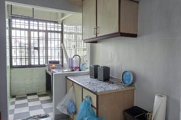 Rumah Pangsa Permas Jaya