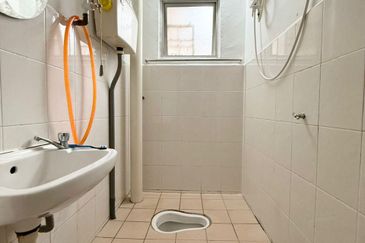 Apartment Seri Intan, Bandar Seri Alam