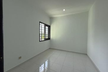 Lily & Jasmine Apartment