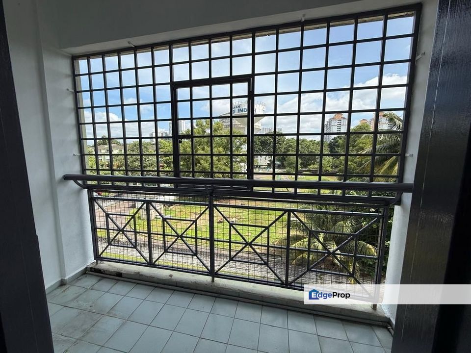 Lily & Jasmine Apartment / Tampoi / Johor Bahru / For Sale / Full Loan + Cash Back, Johor, Tampoi